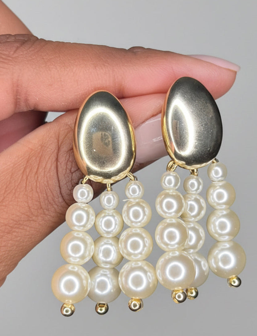 Rain of Pearls Earring